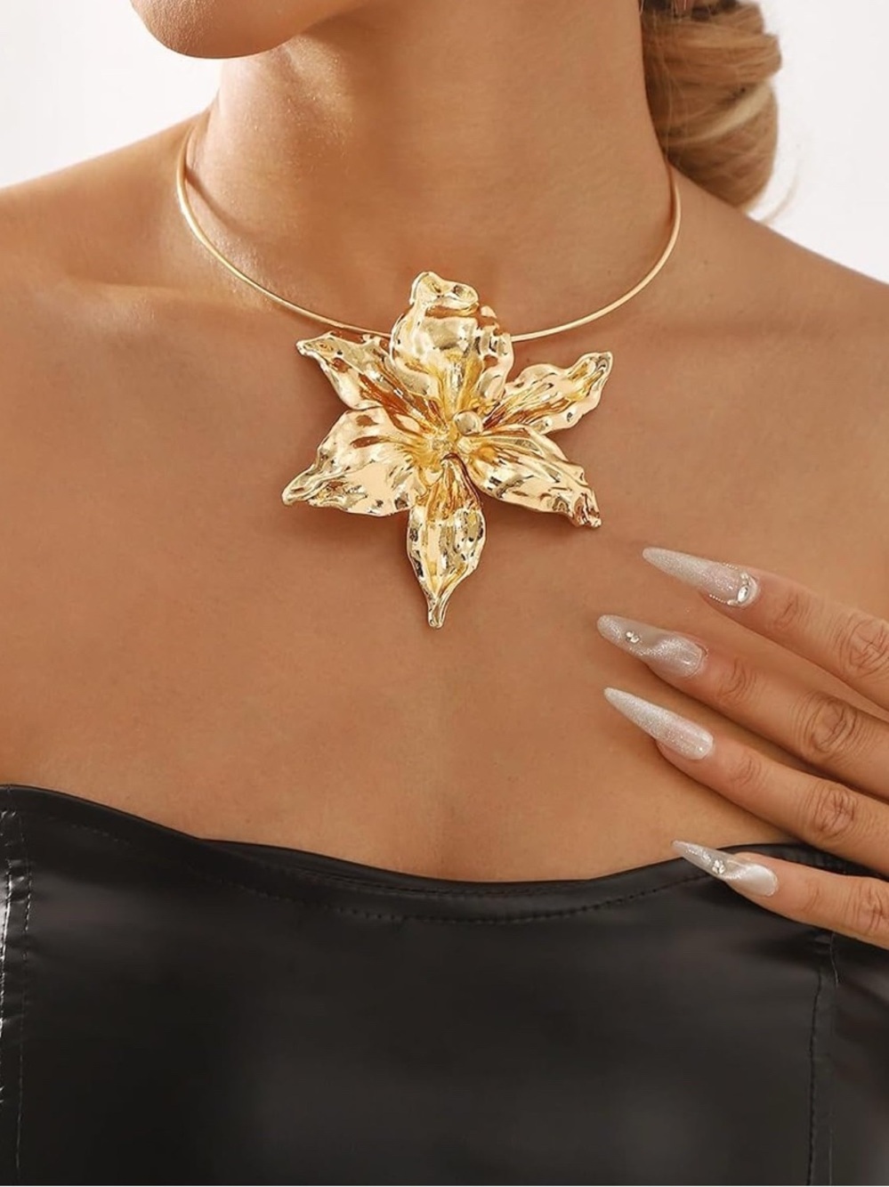 Vintage Trendy Gold Floral Statement Choker Necklace